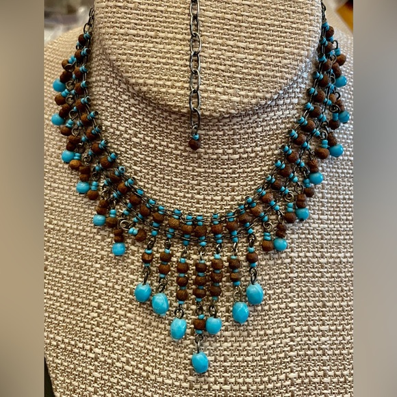 Very cool wood an bead necklace Artisan made 17” adjust boho hippie just cool! - Picture 6 of 8